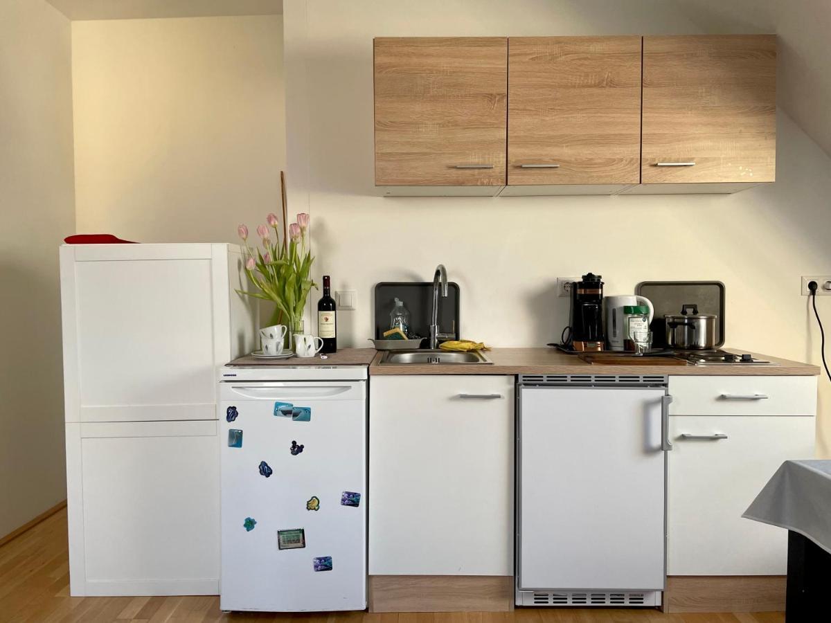 Eca Rooftop Live - Private Rooms & Serviced Apartments Viena Exterior foto